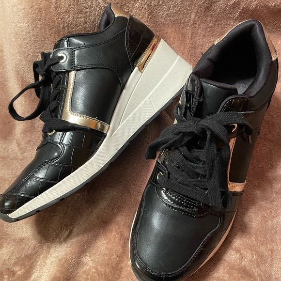 Aldo Black and Gold Women's Sneakers - Picture 1 of 7